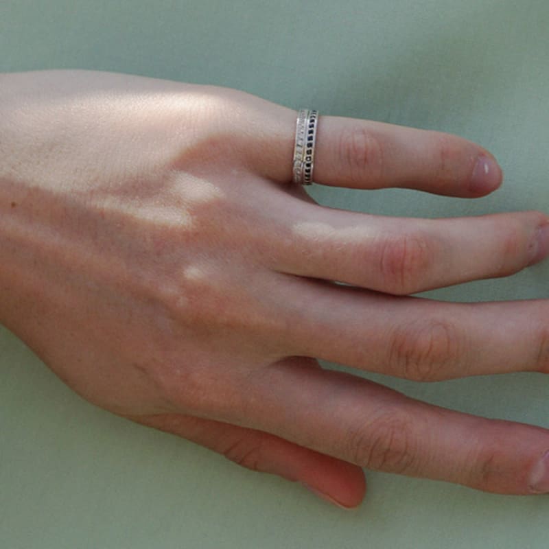 OURPIERRE PACE GUARD RING SILVER BLACK