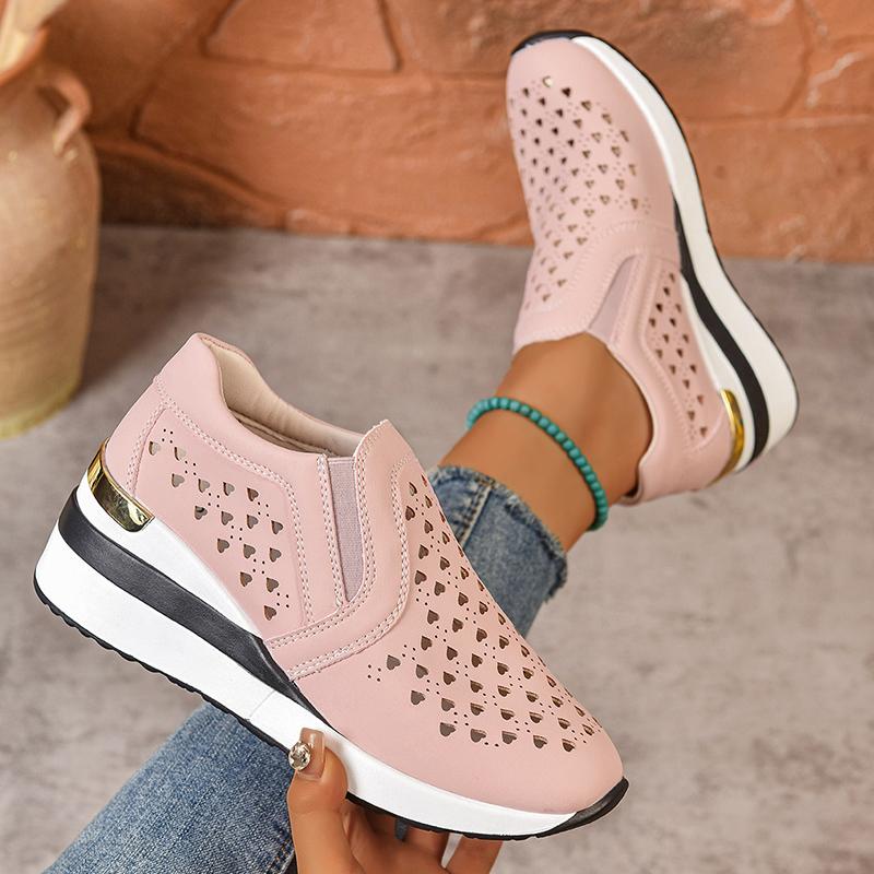 

Мода 2025 Новые кроссовки на танкетке с вырезами Женские больших размеров из искусственной кожи на толстой подошве Лоферы Женские Слипоны Дышащая Повседневная обувь Женская 36