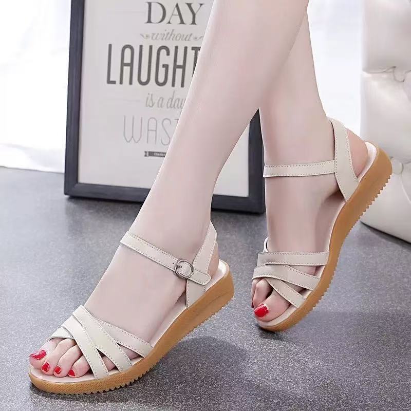 Foreign trade export real soft leather beef tendon soft sole 2025 new summer beef tendon sole casual low heel non-slip mother sandals