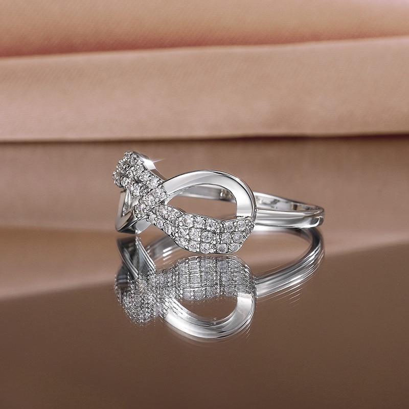 Fashion Silver Color 8 Shaped Women Wedding Engagement Party Rings Shiny Crystal Zircon Romantic Wing Wing Trendy Jewelry