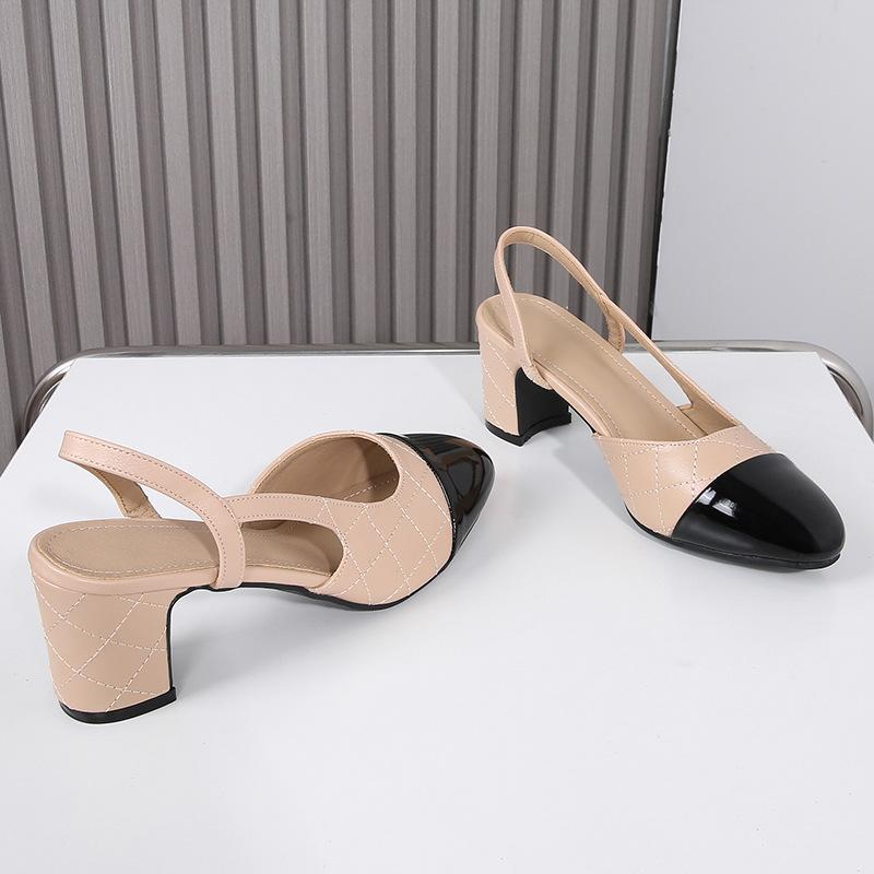 Sandals for women summer wear 2025 low heel fashionable and comfortable single shoes