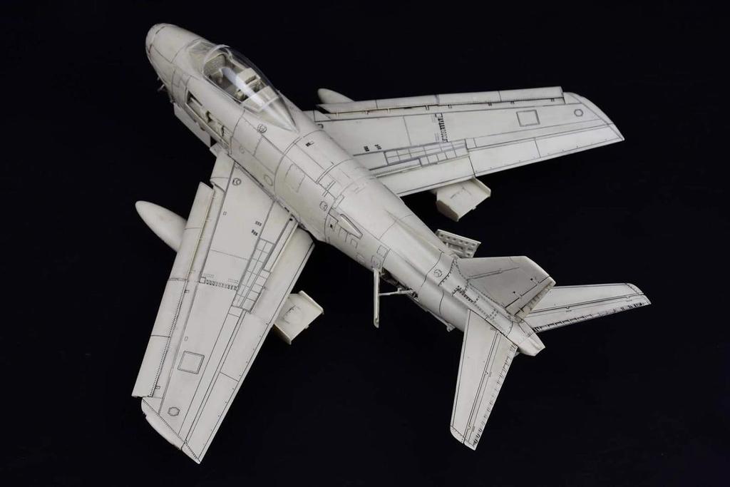 Kitty Hawk Model 1/48 FJ-2 Fury Plastic Model Kit KH80155 (Airplane)