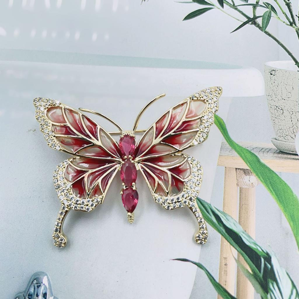 Handcraft Alloy Butterfly Pin Intricate Craftsmanship Sturdy Materials Fashion Accessory for Outfits or Bags Decoration