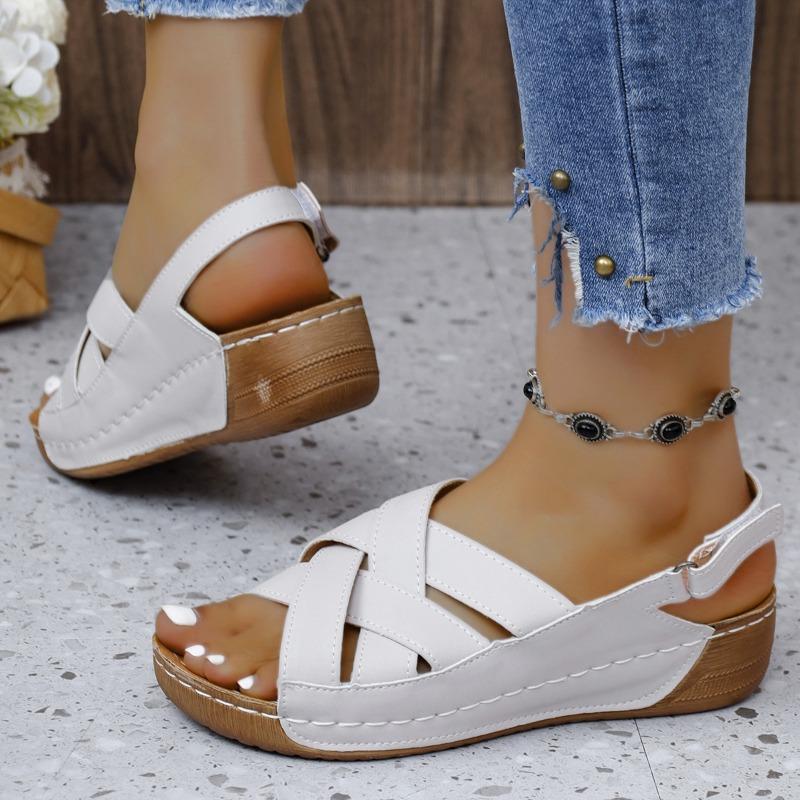Women's Plus Size Euro American Wedge Sandals Solid Color Fish-Mouth Buckle