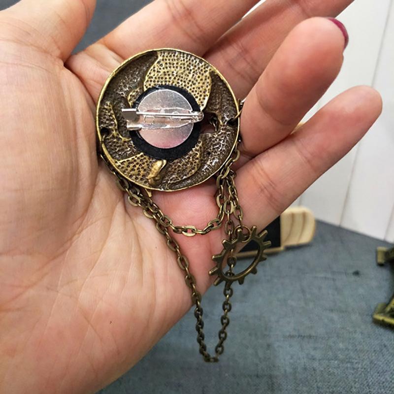 Retro Steampunk Gear Brooches Gear Tassel Chain Lapel Pins Men Shirt Suit Badge Jewelry Accessories