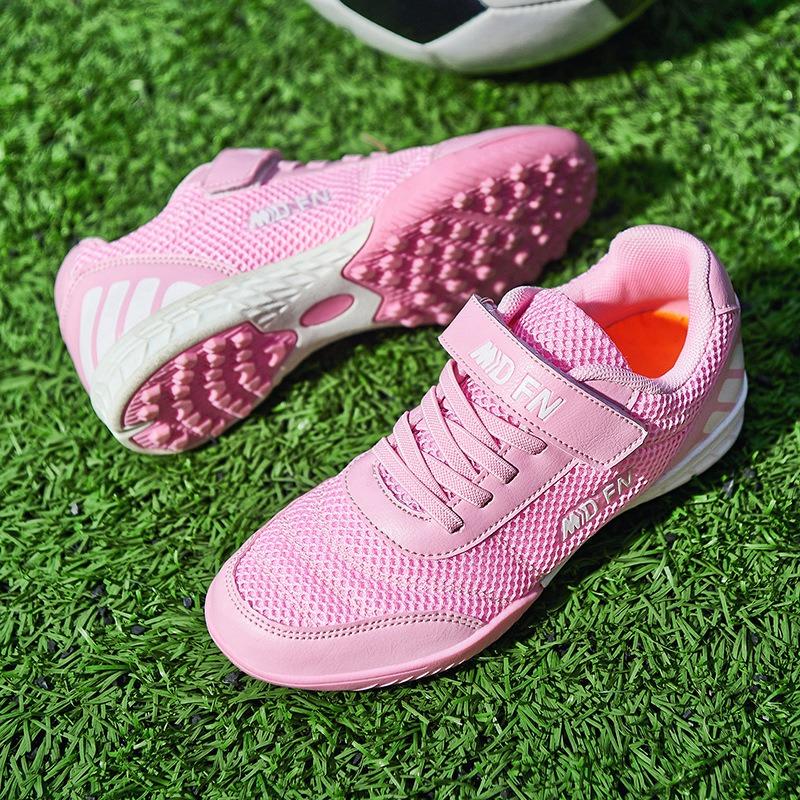 Spring Summer Mesh Children's Football Shoes Breathable Non Slip Training Shoes