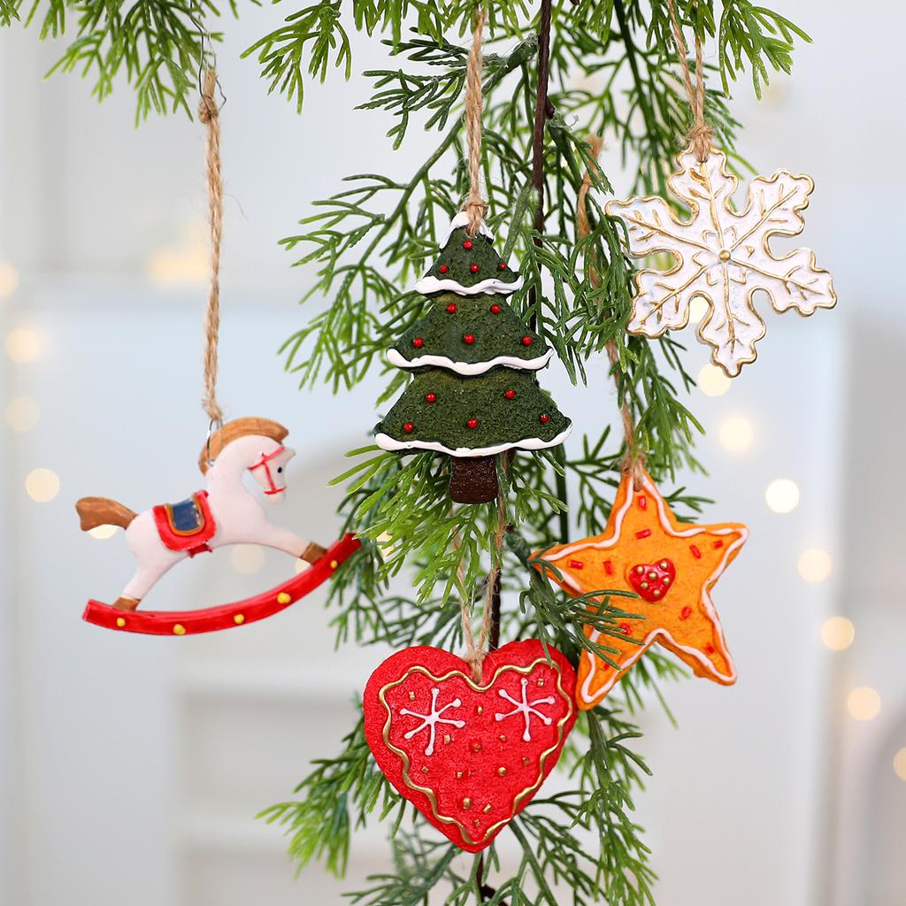 Frohes Neues Jahr Harz Vintage Weihnachten Bemalte Ornamente Schneeflocke Herz Stern Baumhänger Dekor für Heimdekorationen