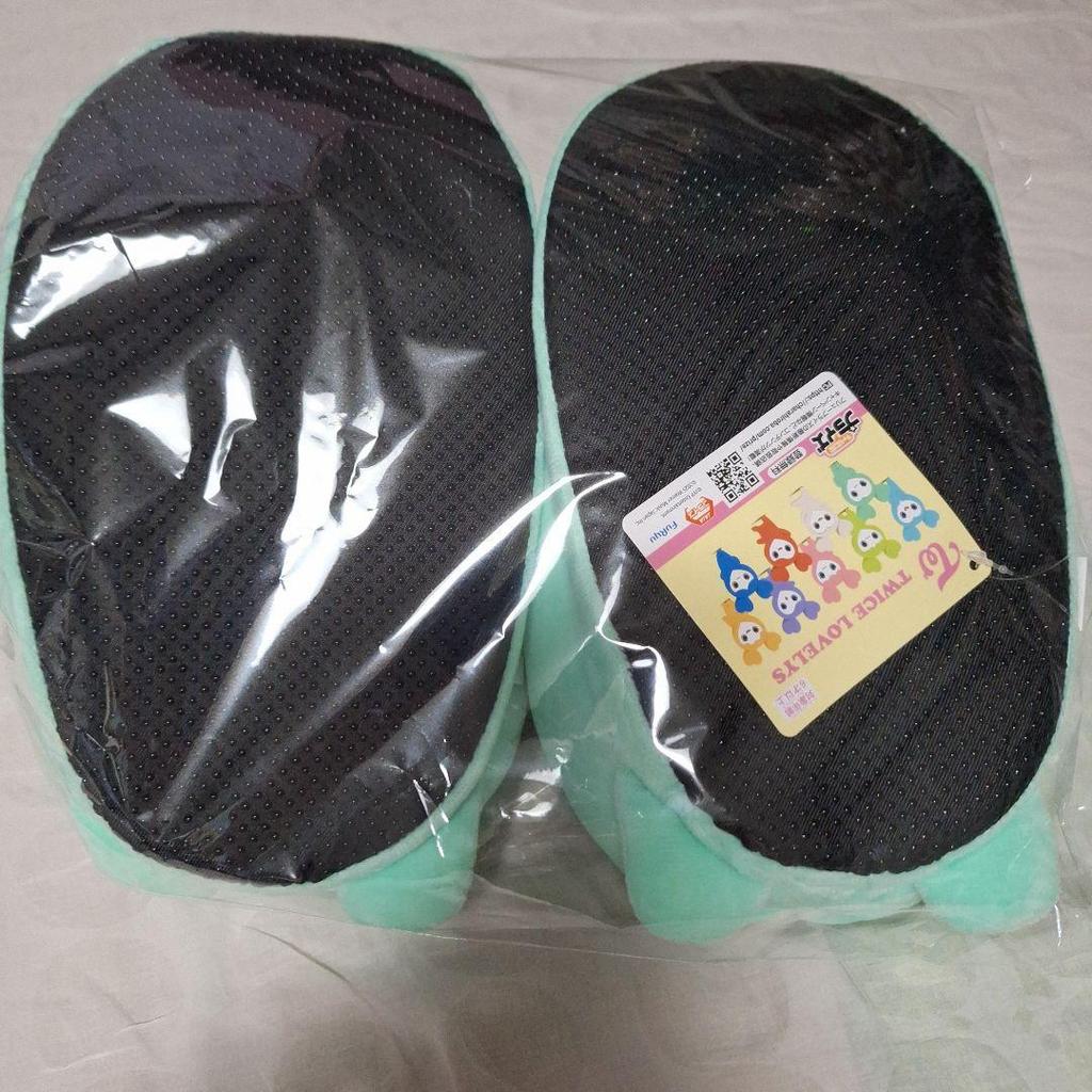 [USED] TWICE Mina LOVELYS Plush Slippers