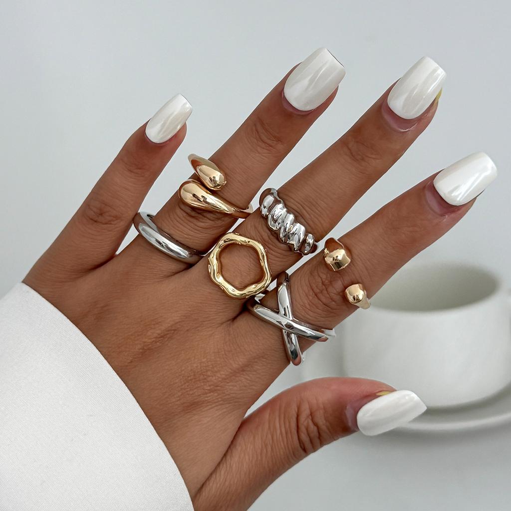 Vintage Smooth Adjustable Joint Open Rings for Women Exaggerated Gold Color Geometric Finger Rings Hip Hop Daily Jewelry Gift New