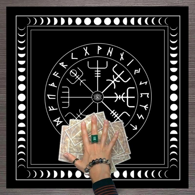 19x19in Flannel Tarot Tablecloth Rune Divination Altar Tarot Patch Table Cover Magician Board Game Cards Table Mat