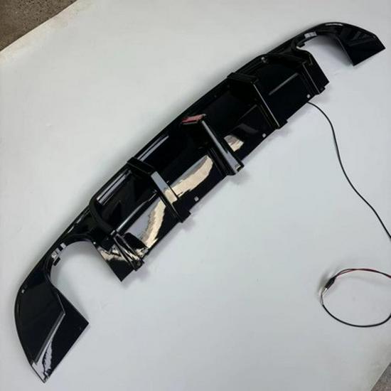 Chrysler 300c Rear Lip Vertical Strip Lights & Diffuser (2016-2022 Models)