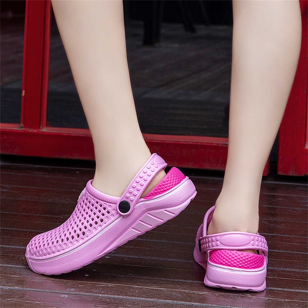 Strappy Ablution Water Slippers Shower Sandals Retro Woman Vintage Shoes Sneakers Sports Sepatu Sneakeres Holiday Sapatenis