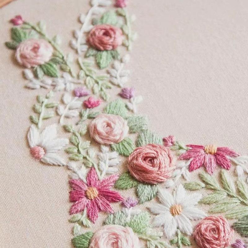 1pc Rabbit and Flower Pattern Embroidery DIY Fabric Craft Kit with Tools