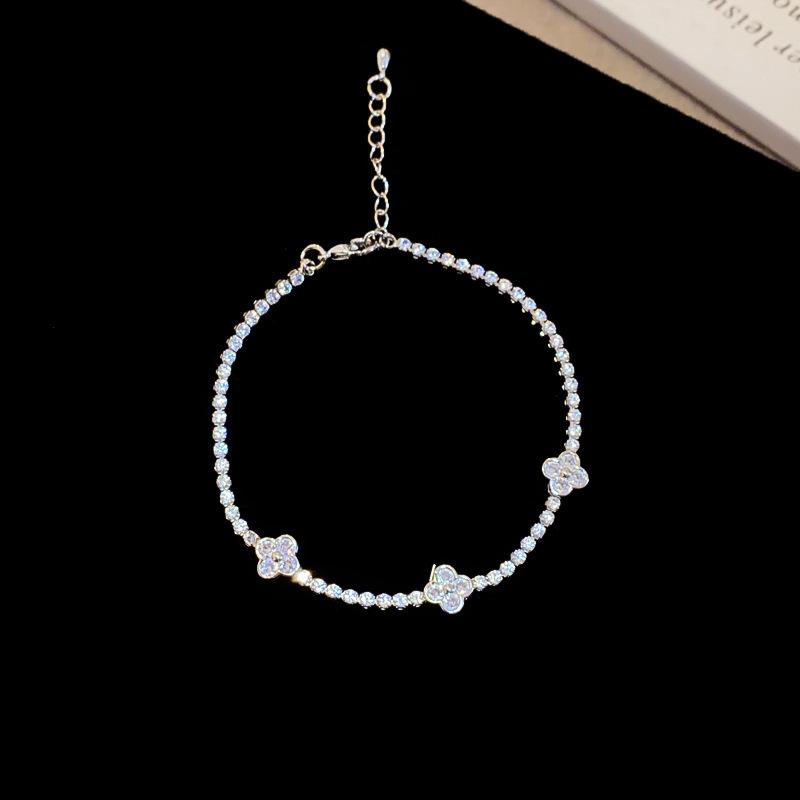 Elegante Geometrische Zirkonia Armband voor Damesmode - Veelzijdig, Trendy Bangle Sieraden