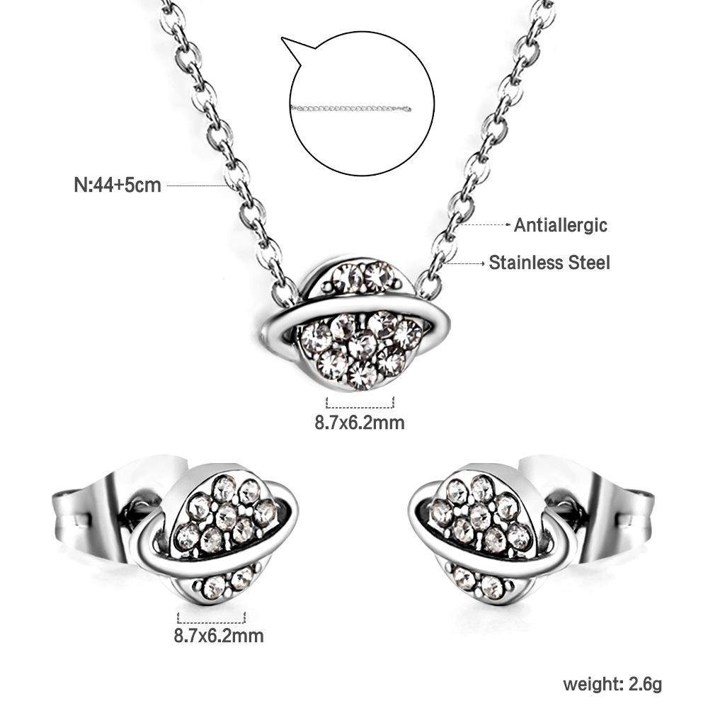 Fashion Versatile Sticky Diamond Jewelry Small Fresh Crown Heart Pendant Necklace Small Earrings Stainless Steel Jewelry Set Women