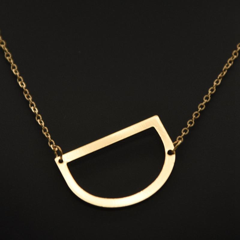 Kvinne 26 engelske bokstaver Ornament Ripple Chain Personlig brevkjede
