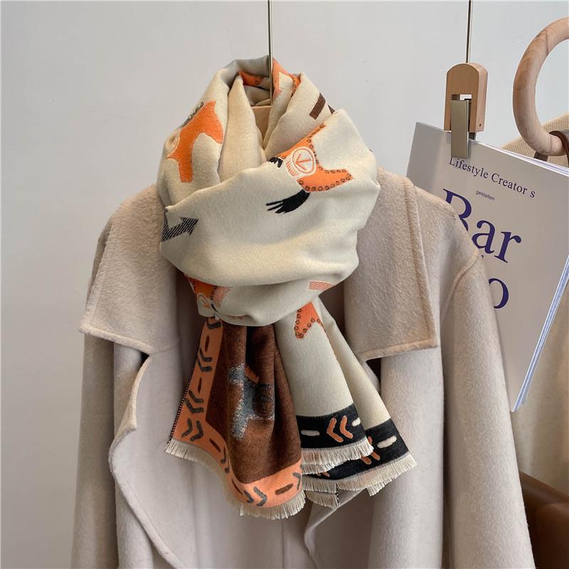 400g Retro Ethnic Bluebird Scarf: Women's Winter Warm Neck Warmer, High-End Imitation Cashmere Shawl.