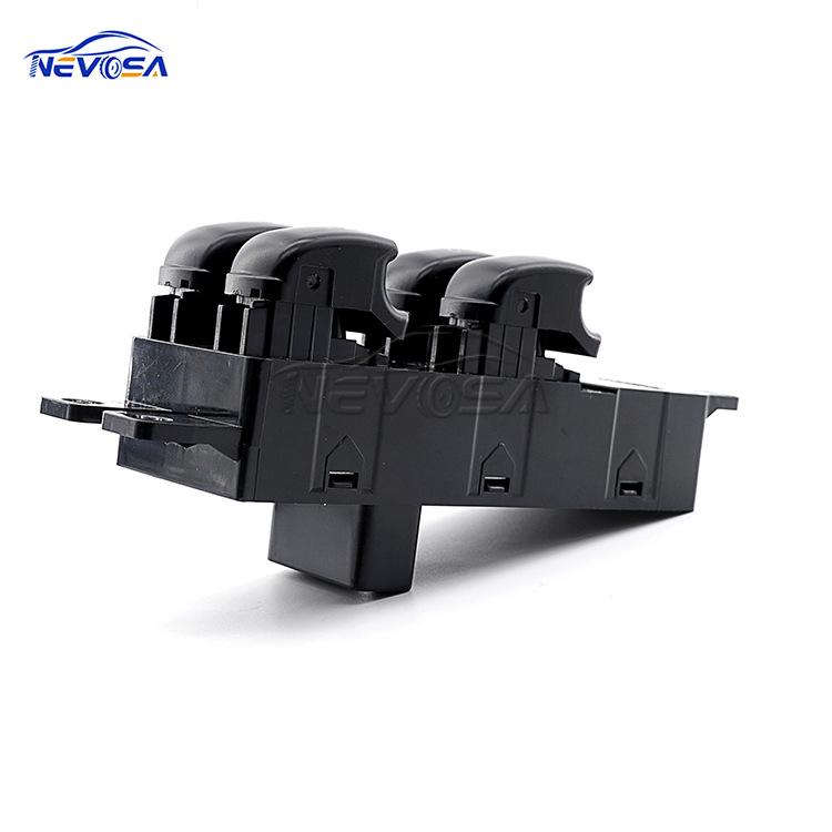 Hyundai Santa Fe Left Front Power Window Master Control Switch (93570-26100)