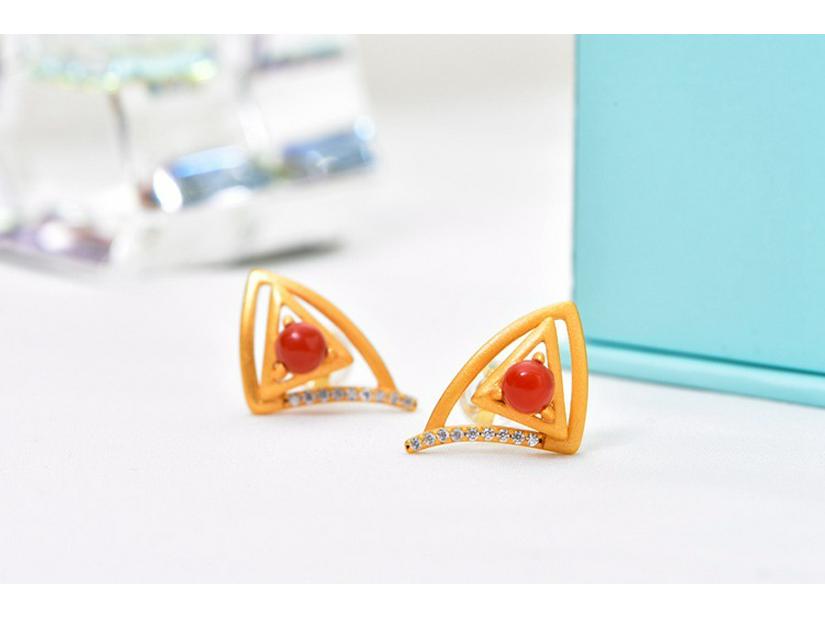 Stylish Geometric Triangle Earrings in Gold-Plated 925 Sterling Silver with Southern Red Agate