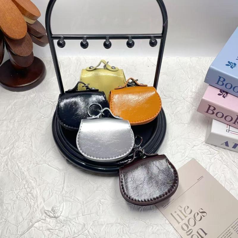 1Pcs Portable Bluetooth Earphone Bag Multifunctional Mini Leather Bag Pendant Car Keychain Hanging Accessory Zero Wallet