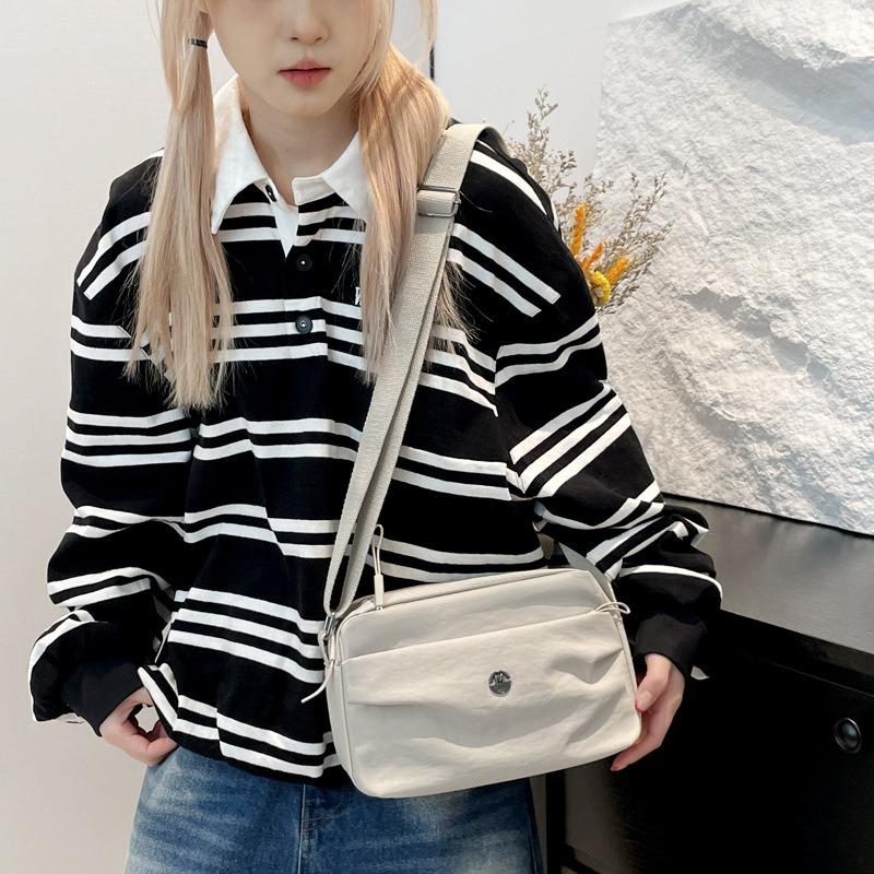 Stylish and versatile women's messenger bag trendy and casual multi-compartment nylon bag lightweight and simple shoulder small square bag
