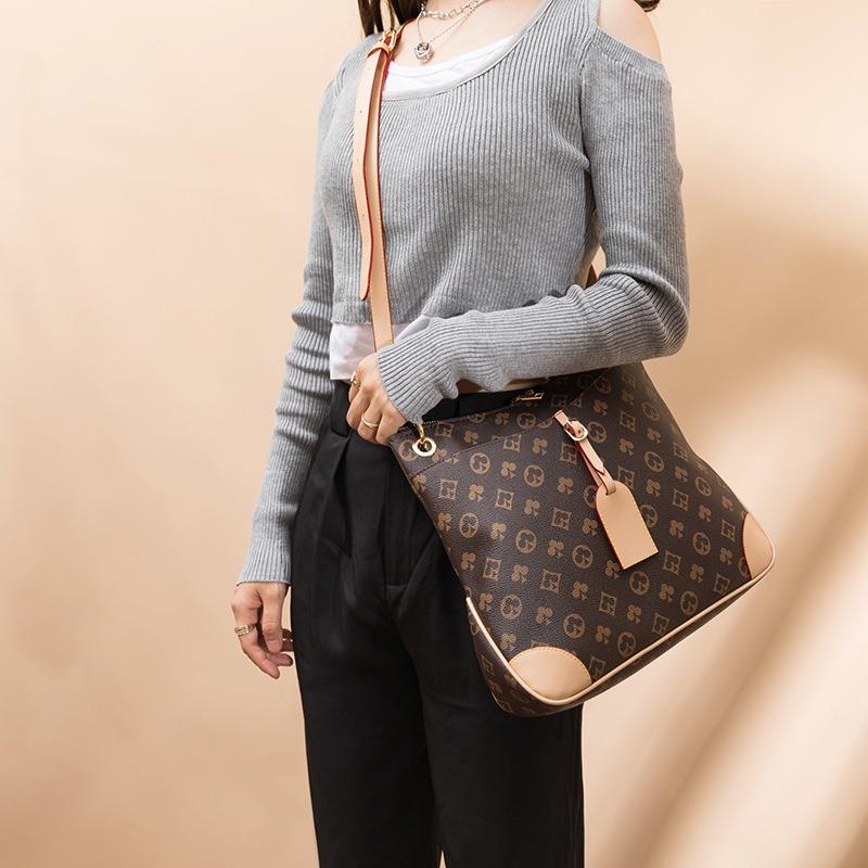 New Women's Bag Playing Card Printed Tote Bag Retro Contrasting Color Bucket Bag Women's Commuter Shoulder Messenger Bag