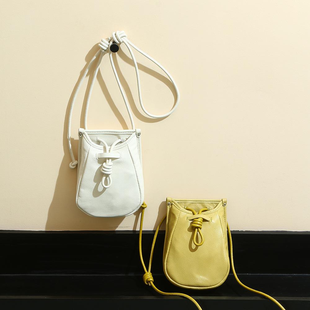 Fashion Trend Shoulder Bag 2025 New Leather Bag Women's Drawstring Design Mobile Phone Bag Large Capacity Messenger Bag