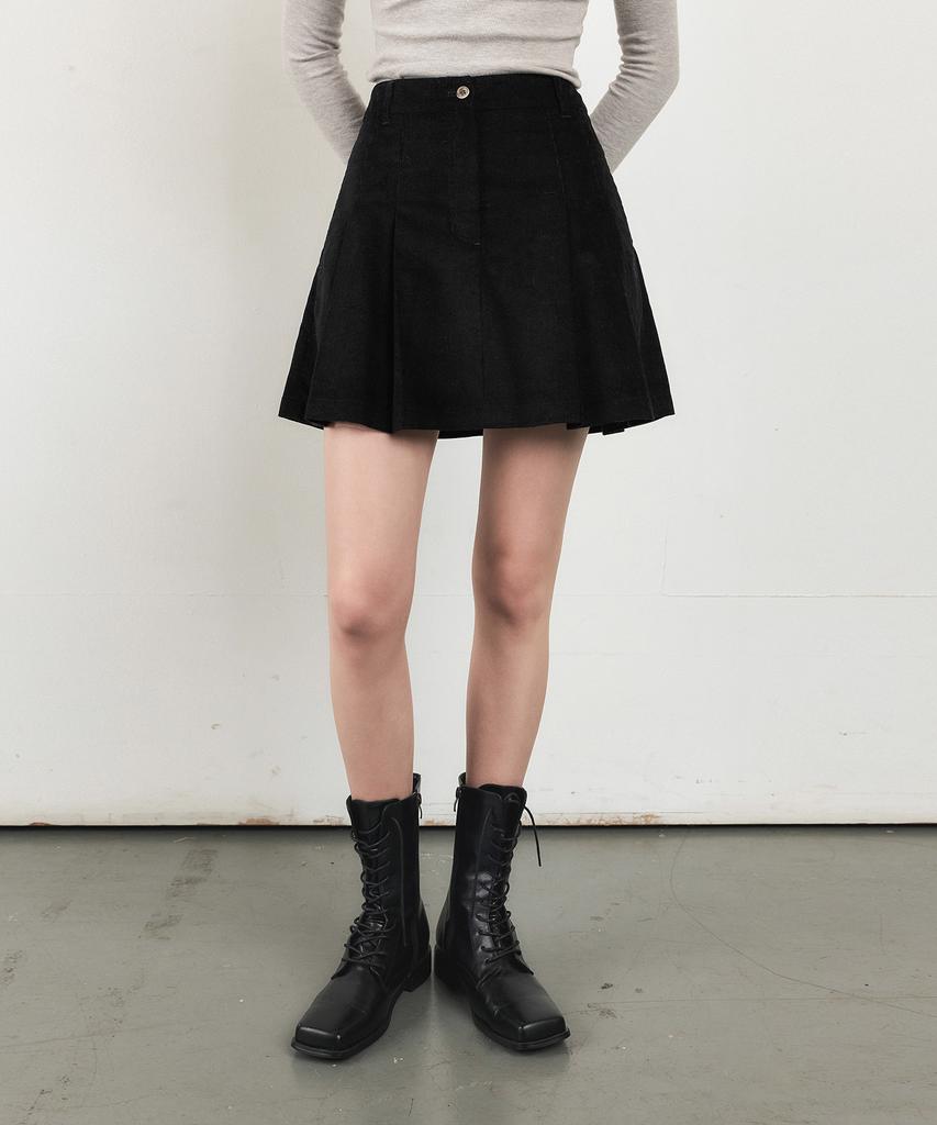 City Breeze Corduroy Pleated Mini Skirt_Black