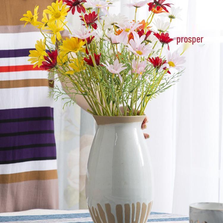 Modern Minimalist Ceramic Vase for Creative Floral Displays