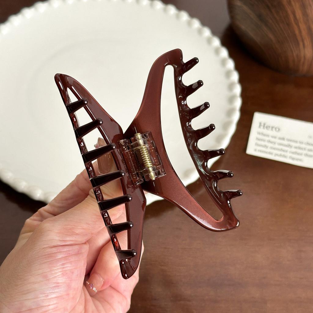 Fashionforward Grips Hair With Gold Accents Perfect For Modern Womens Look Professional