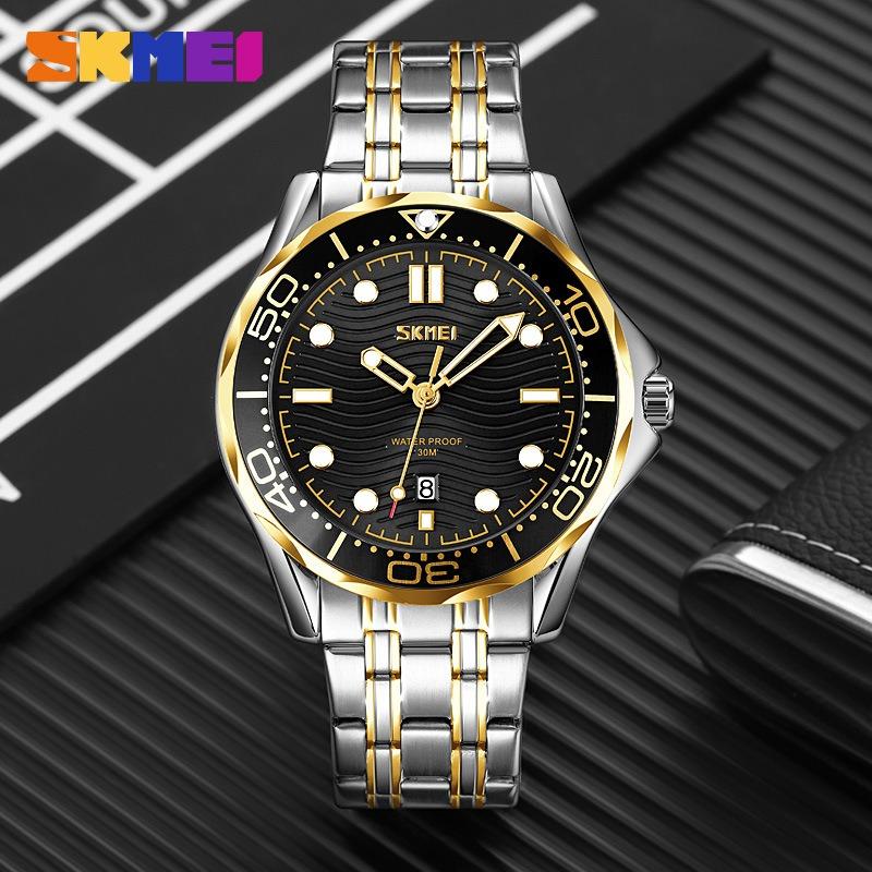 Male Business Steel Belt Quartz Watch, Golden Luminous Rotating Dial Waterproof Personalized Watch Male