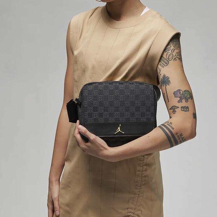 New Jordan Leather Crossbody Bag, Monogram Bag, Shoulder Bag Unisex Black FJ6790-010