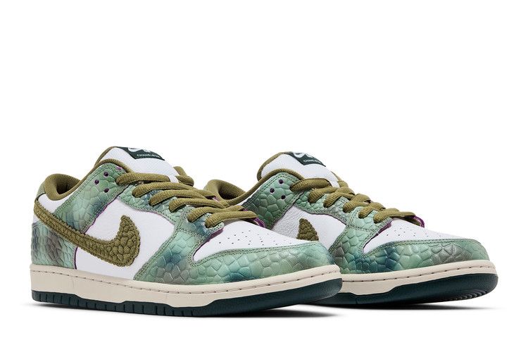 Men's Sneakers Nike SB Dunk Low Alexis Sablone Chameleon Oil Green/Desert Moss/White