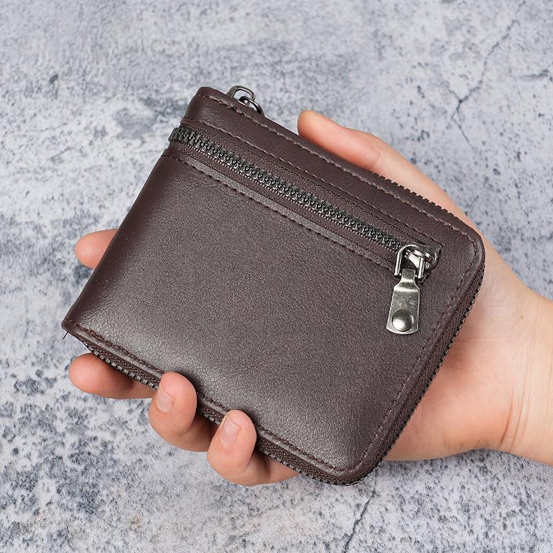 men s retro wallet with large capacity and multiple card slots, featuring a coin purse and fashionable card wallet