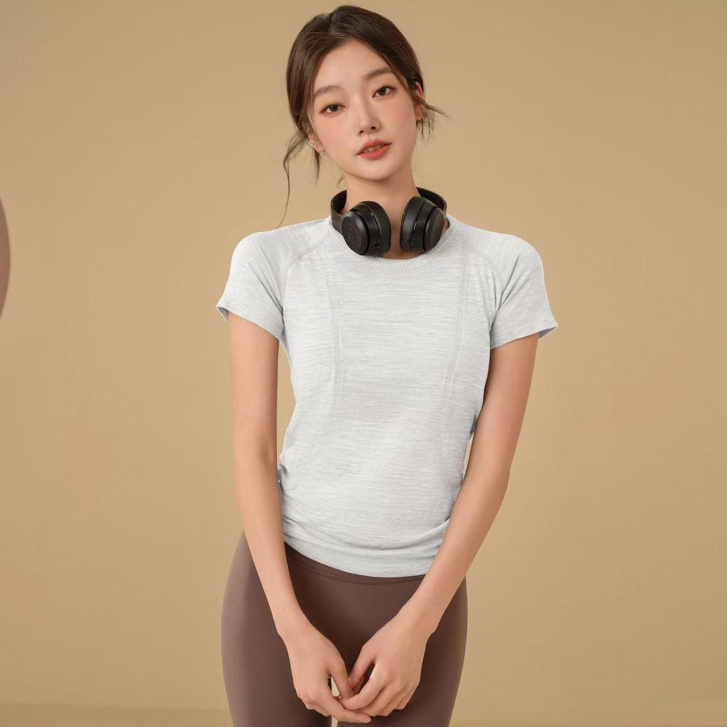 Women's Slim Fit Short Sleeve Yoga Top: Breathable, Quick-Dry Sports Wear