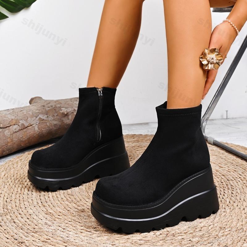 Autumn New Concise Fashion Designed Wedge Heel Short Boots for Women's Comfortable Versatile Suede Thick Soled Short Boots