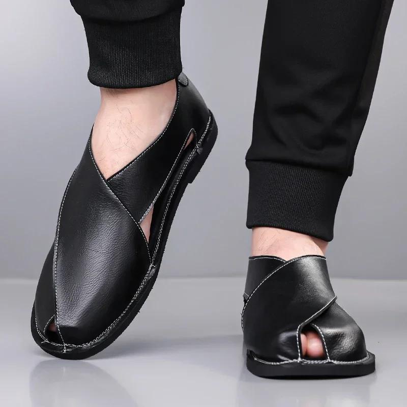 Britischer Stil Herren Lässige Ledersandalen Sommer Freizeit Strandurlaub Outdoor Flache Designer Schuhe Bequeme Rutschfeste Wandersandalen