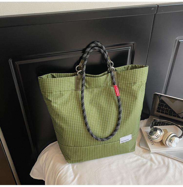 2026 Hot Sale Nylon Plaid Fashion Crossbody Bags Concise Versatile Sweet Women's Handbags Casual Large Capacity Commuting Bags
