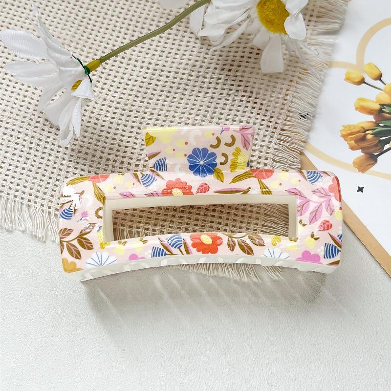 Uv-printed Square Hair Clips with A High-end Look. The Shark Clip Is Half-tied At The Back of The Head