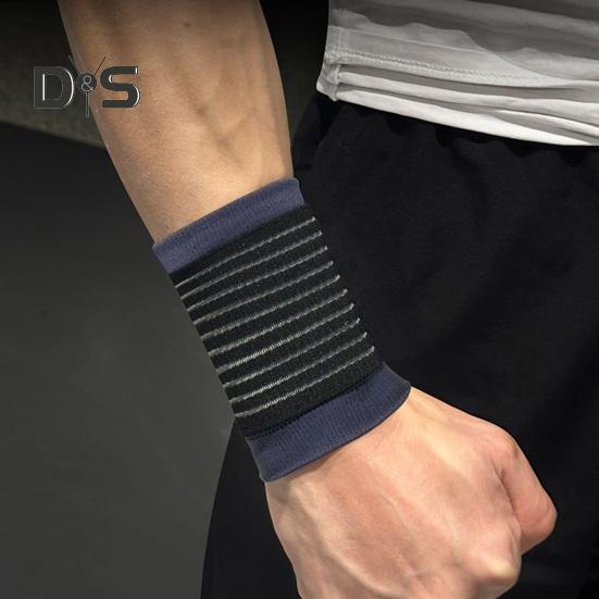 Ochranný náramek na zápěstí Tlumící potítko Gym Fitness Ortéza na zápěstí Prodyšný Nastavitelný sportovní náramek pro muže Ženy