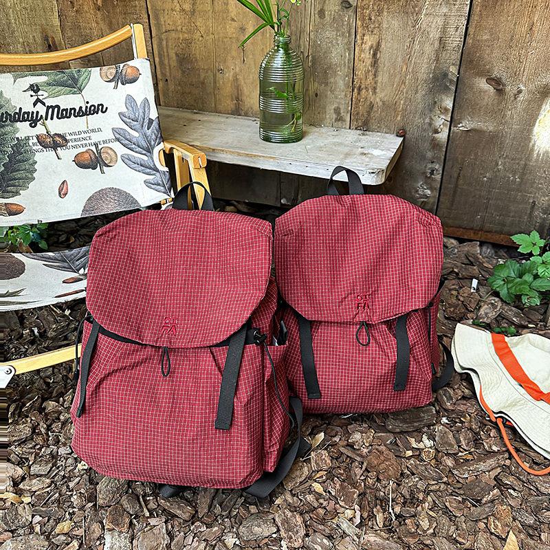 

Large capacity backpack men s 2025 new leisure outdoor mountaineering bag travel backpack female high school college student schoolbag Small красный