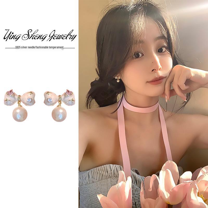 

2024 Women s Colorful Pearl Bow Earrings - Unique High-End Studs and Pendants