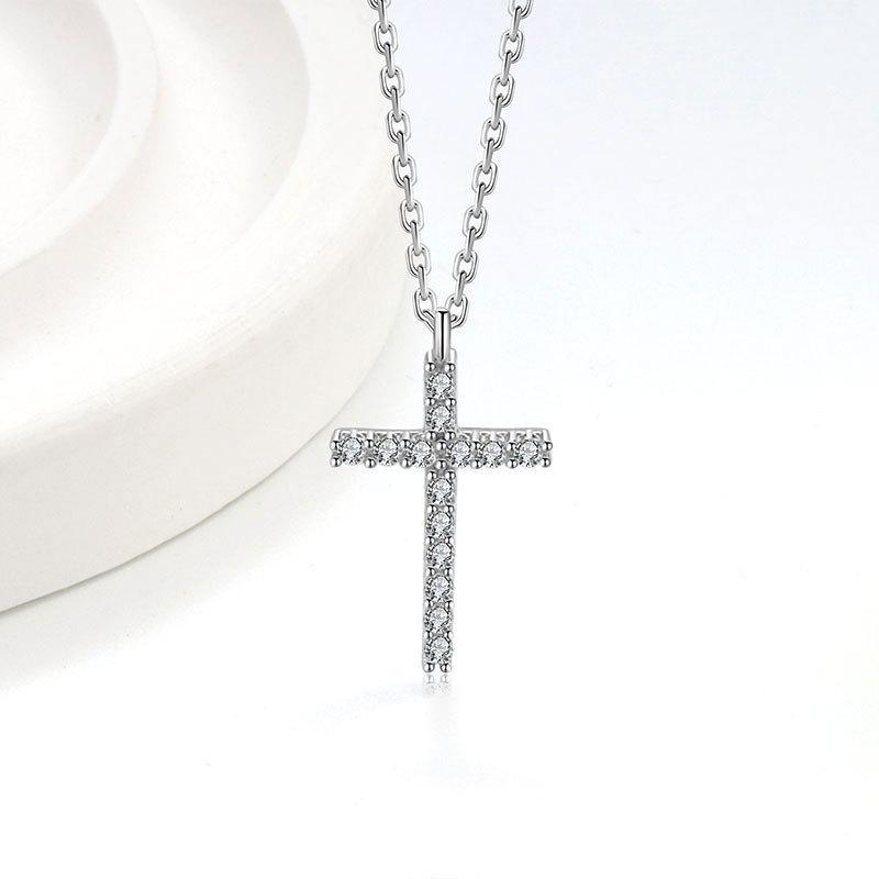 Heart Cross Zircon Pendant Necklace Delicate Clavicle Chain Fashionable Women Jewelry Accessory