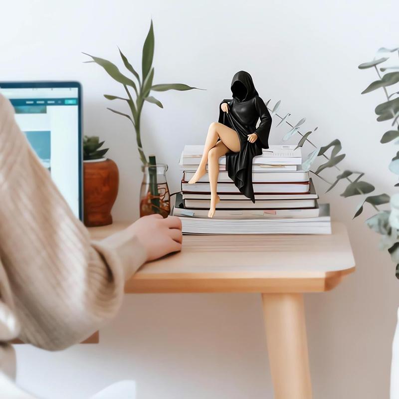 Mysterious Statue Gothic Death Black Robe Queen Figure Bookshelf Sculpture 3D Printed Spooky Sitting Statues Desktop Ornaments