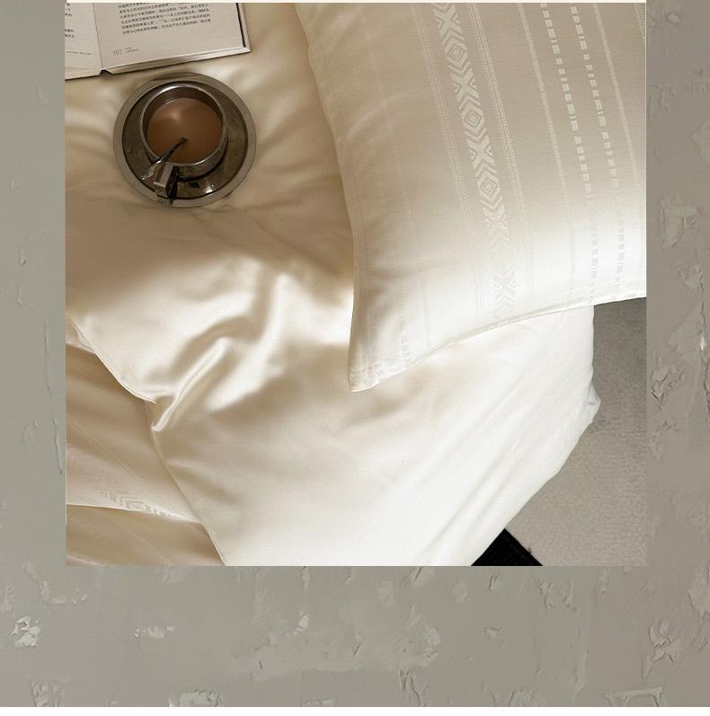 60s Tencel Jacquard 4-Piece Luxury Silk Fitted Bedding Set