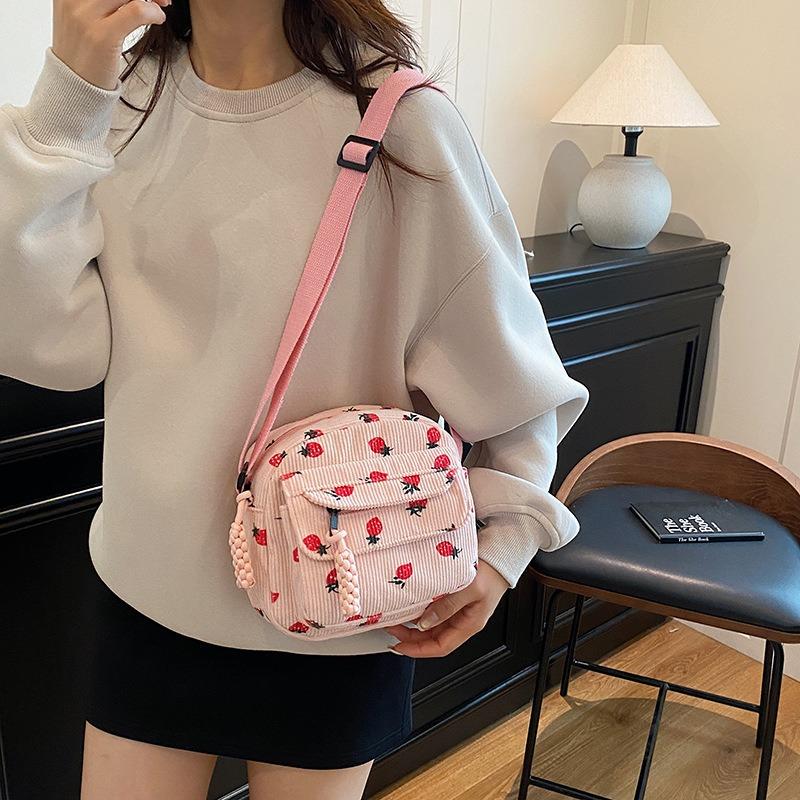 School Bag Girl Junior High School Student High School Student Cute Girl Heart Pink Strawberry Diagonal Span Bag