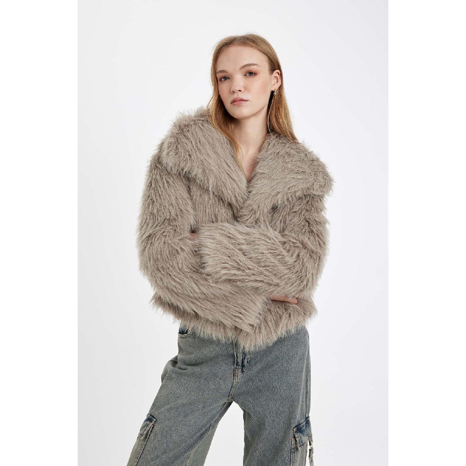 

Куртка Relax Fit с воротником на кнопках и мехом C9546ax24wn XL