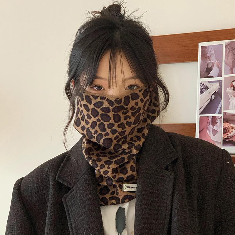 Leopard Neckerchief for Autumn Winter Windproof Old Proof Fashion Scarf Imitation Cashmere Leopard Print Versatile Neck Cover