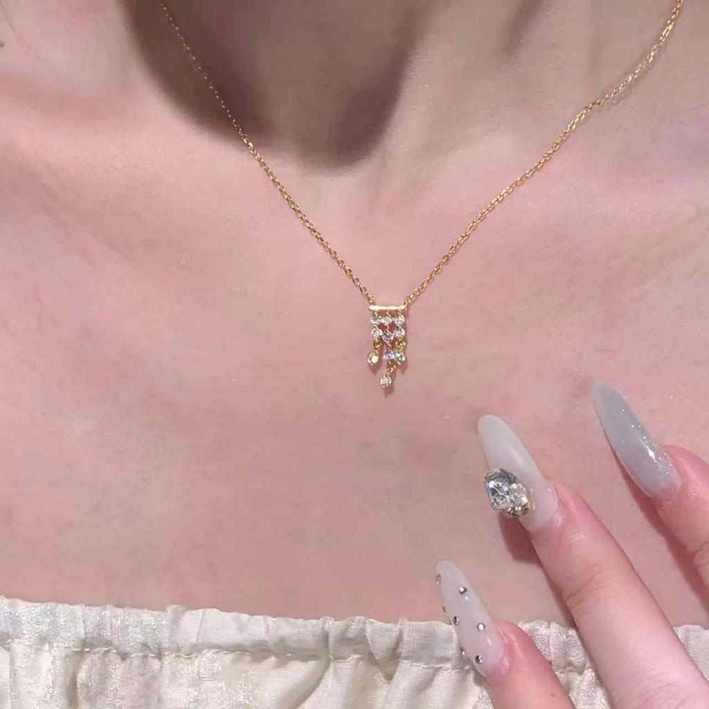 18K Gold-Plated S925 Silver French Tassel Pendant Necklace for Women - Niche Design, High-End Collarbone Necklace