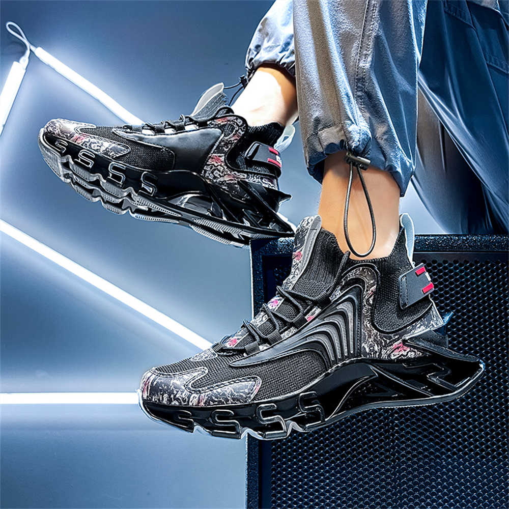 Fashion Plus Size Slip-ons Running Shoes Men Green Sneakers Men All Brands Woman Men's Summer Moccasins Sports Gifts Design Pretty